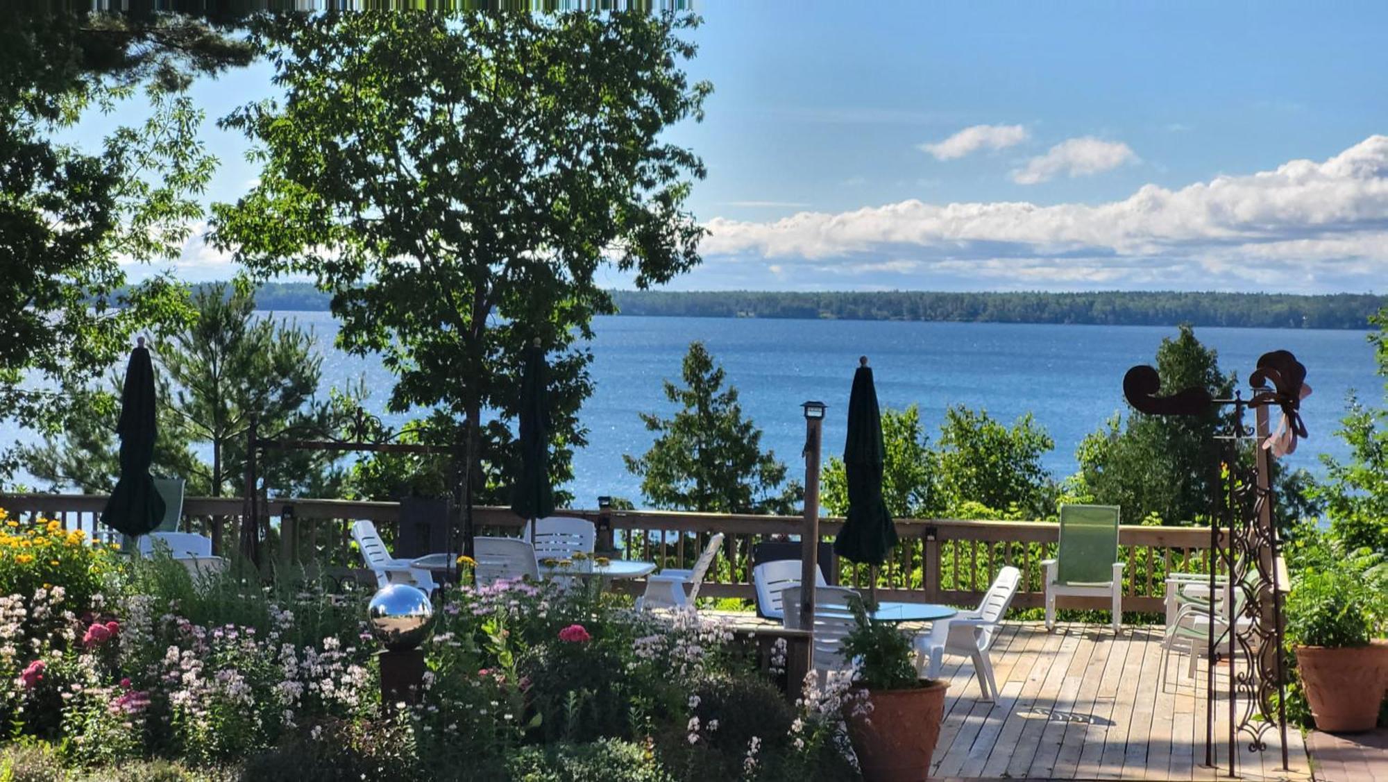 Chequamegon Lake Superior Lodge Bayfield Exterior foto
